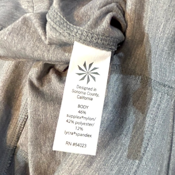 Athleta  Chaturanga High Rise Leggings Gray Stripe - Picture 5 of 11